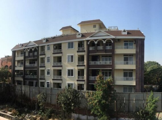 Saket Inn