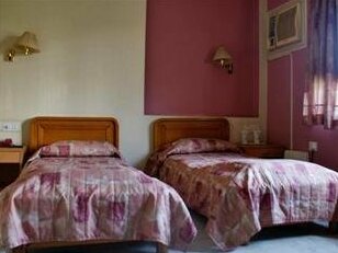 Starboard Guesthouse - Photo2