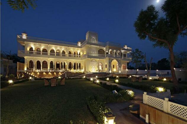 TalaiBagh Palace - Photo2