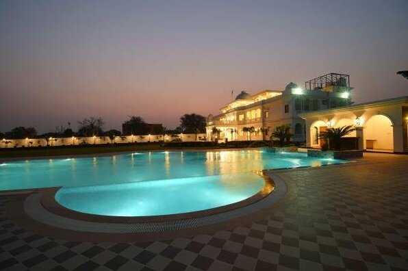 Umaid Farm Resort - A Legacy Vintage Stay in Jaipur