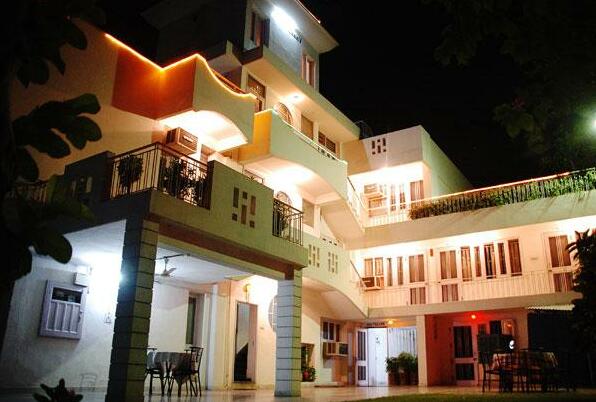 Vaasanti Niwas
