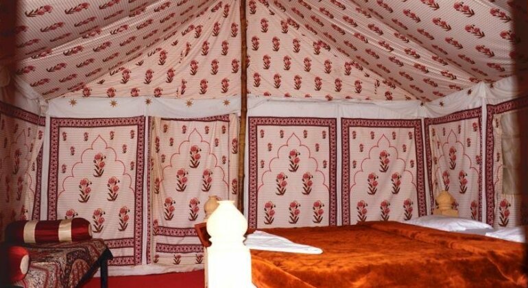Bon Vivant Desert Campsite - Photo4
