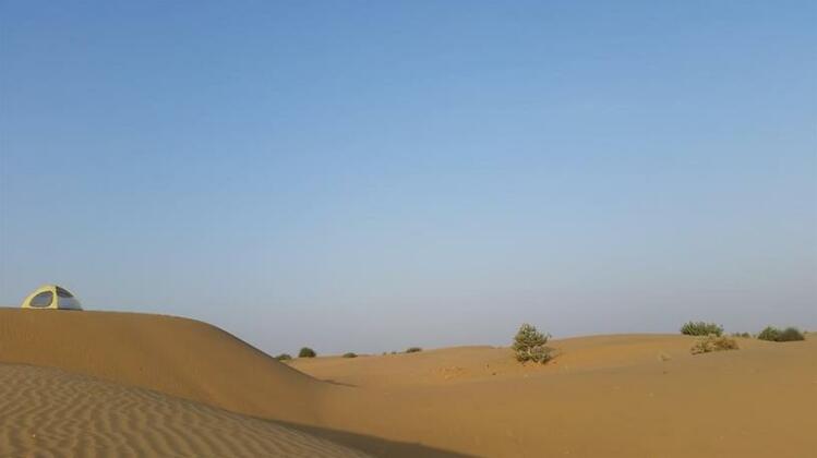 Bon Vivant Desert Campsite - Photo5