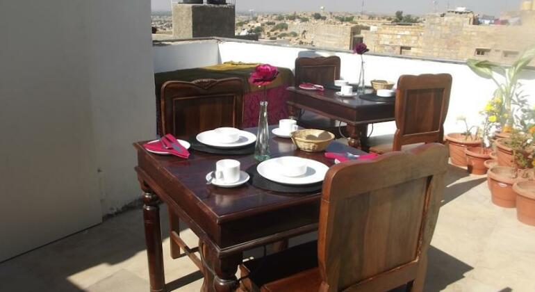 Hotel Shahi Garh - Photo4