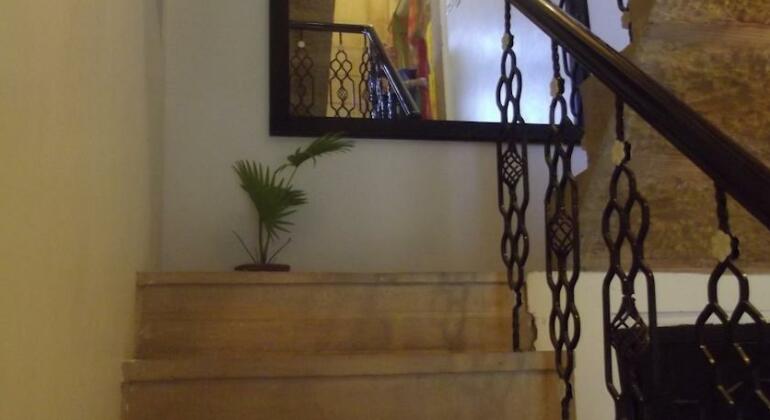 Hotel Shahi Garh - Photo5