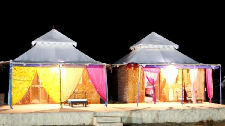 Lakhamana Desert Camp