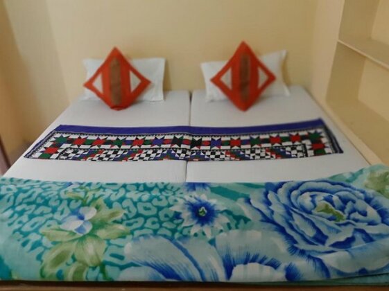 Nomadic Home Stay - Photo2