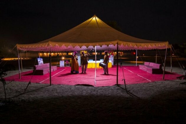 Rajwada desert Camp