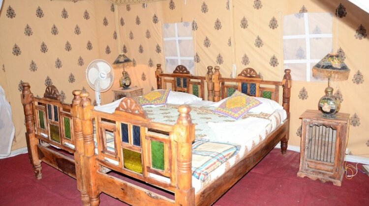 The Chirag Desert Camp - Photo3