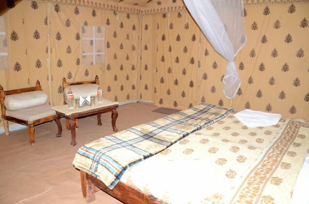 The Chirag Desert Camp - Photo5
