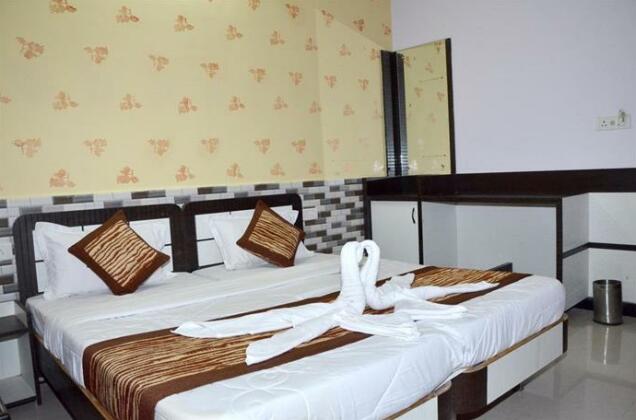 V Resorts Hotel Pithla Heritage - Photo5