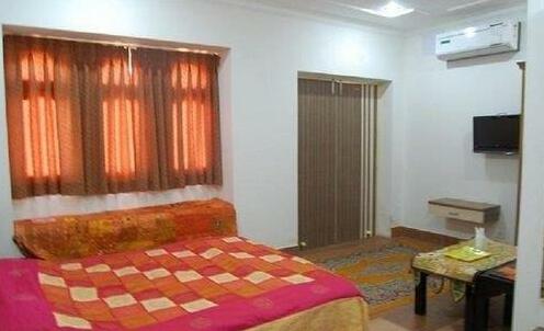 Vista Rooms at Achalwanshi Colony - Photo5