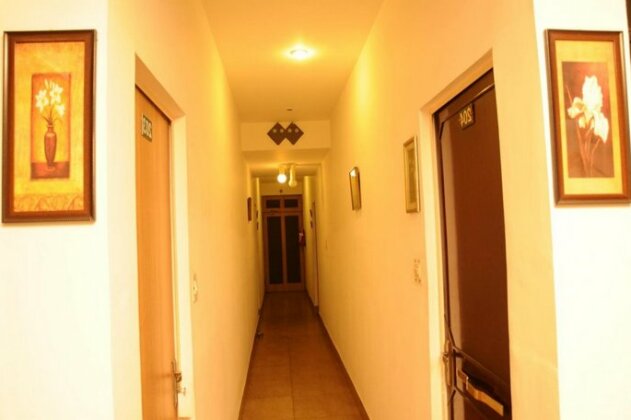Hotel Centrepoint - Photo2