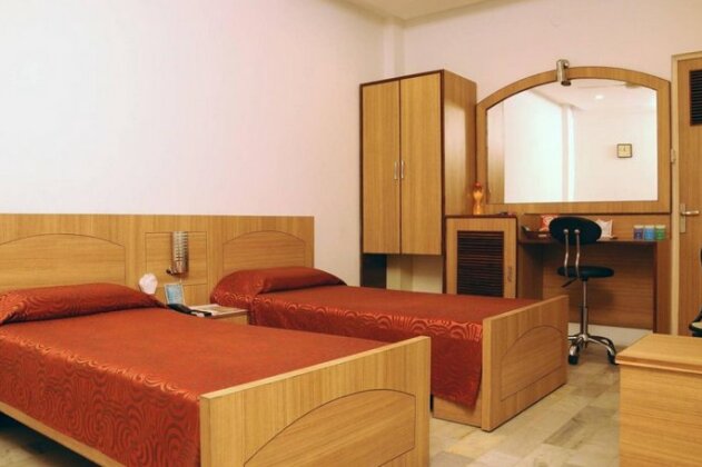 Hotel Centrepoint - Photo3