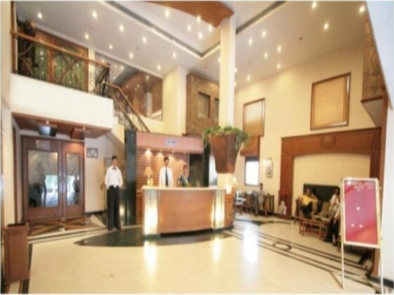 Hotel Residency - Photo2