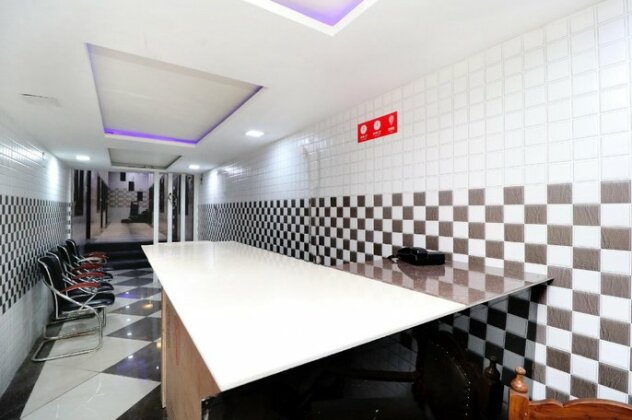 OYO 18478 Hotel Max - Photo5