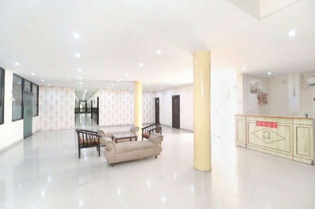 OYO 4963 Hotel Inderprasth - Photo2
