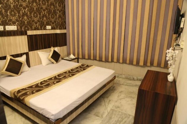 Time Square Guest House - Photo4