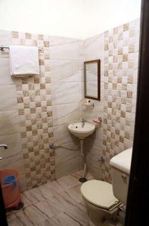 Time Square Guest House - Photo5