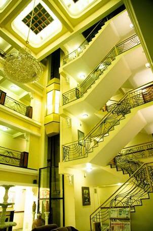 Hotel Royal Palace Jalgaon - Photo3