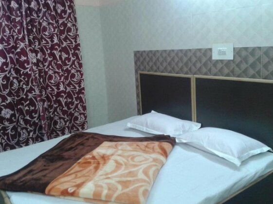 Ajay Hotel - Photo4