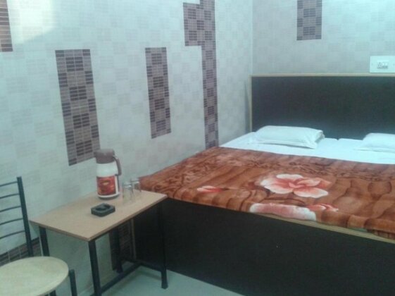 Ajay Hotel - Photo5