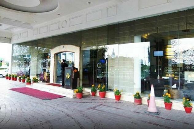 Fortune Inn Riviera - Member ITC Hotel Group Jammu - Photo5