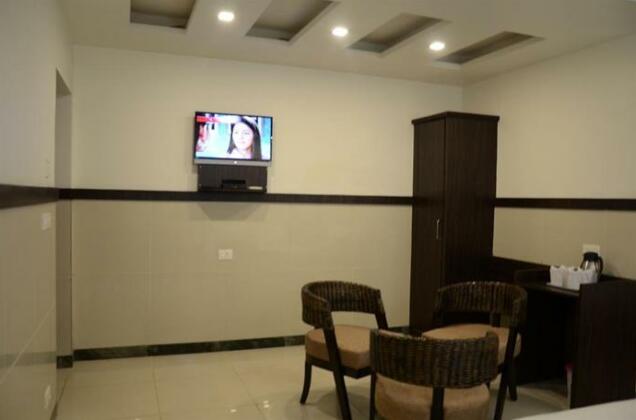 Satyam Hotel - Photo2