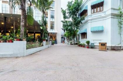 Hotel Aram