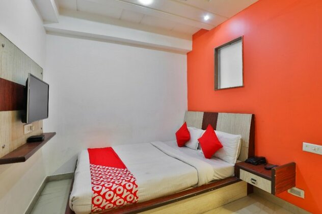 Hotel Deep Palace Jamnagar - Photo2