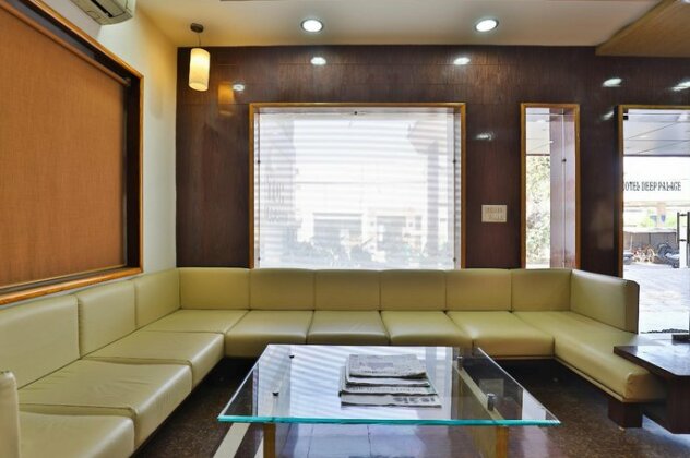 Hotel Deep Palace Jamnagar - Photo4