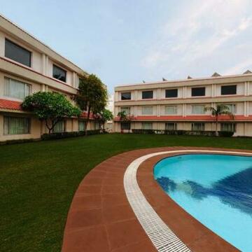 Hotel Express Residency Jamnagar