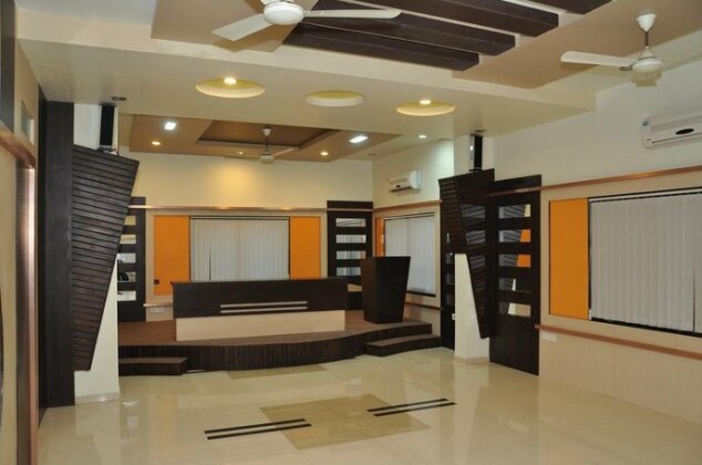 Hotel Keshwara's Residency - Photo3