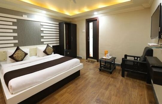 Hotel Loyal Residency - Photo2