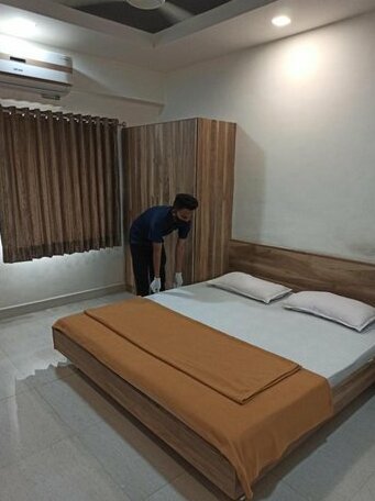 Hotel Prince Residency Jamnagar - Photo2