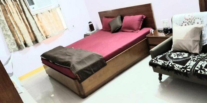 Hotel Ravi Residency - Photo4