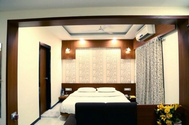 Hotel Regency Jamnagar - Photo5