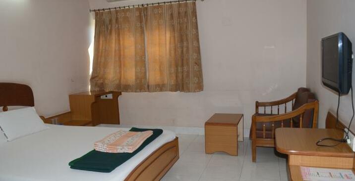 Hotel Shree Darshan - Photo3