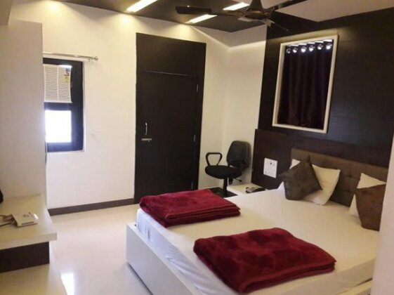 Hotel Trimurti Jamnagar - Photo3