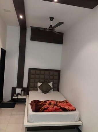 Hotel Trimurti Jamnagar - Photo4