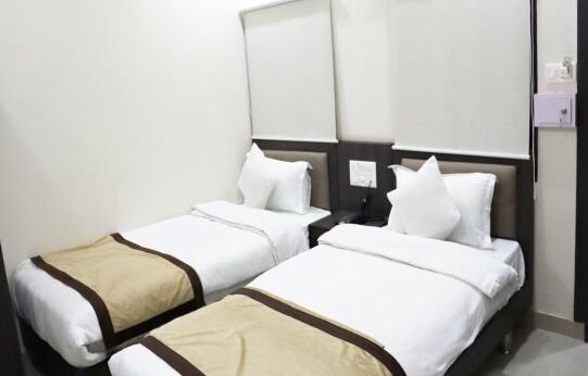 Shree Siddhi Vinayak Hotel - Photo5