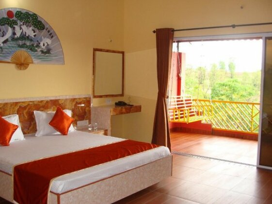 Mountain Range Wild Camp Resort - Photo5