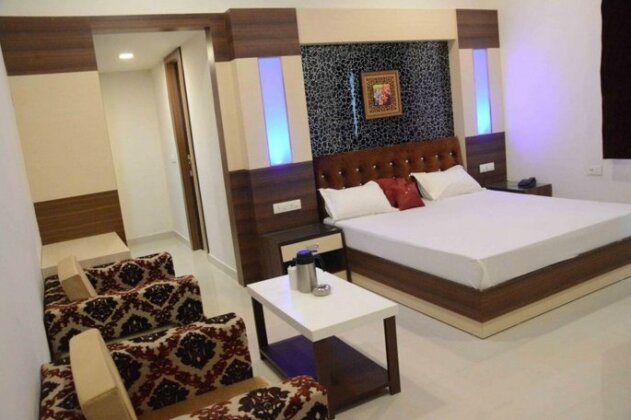 Hotel Kunwer Palace - Photo5