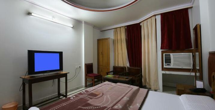 Hotel Yatrik Jhansi - Photo4