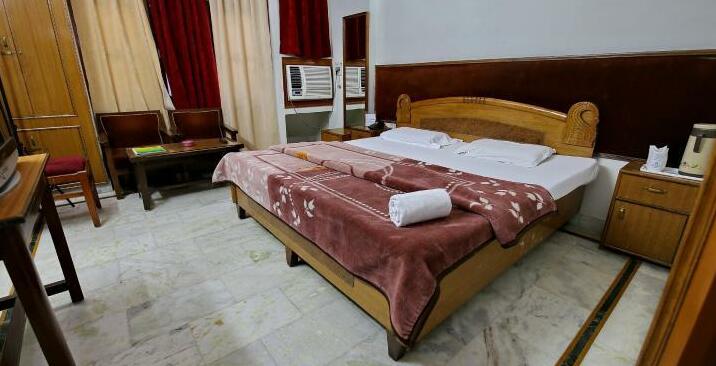 Hotel Yatrik Jhansi - Photo5