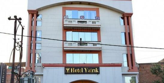 Hotel Yatrik Jhansi