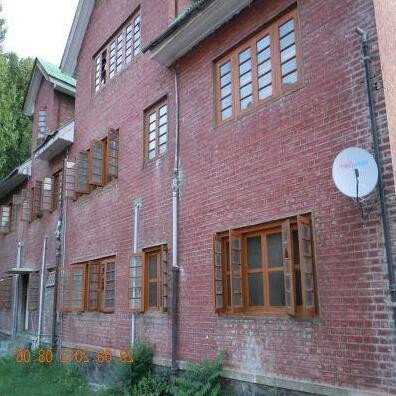 Holiday Inn Guest House - Photo4