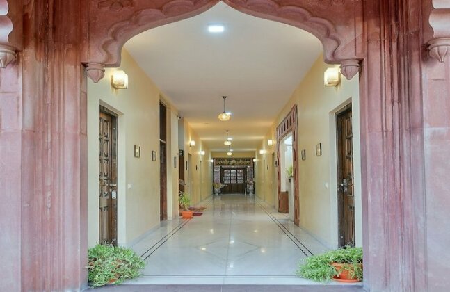 Garh Govind Hotel & Resort - Photo2