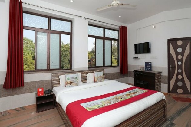 OYO 10610 Anand Guest House - Photo2