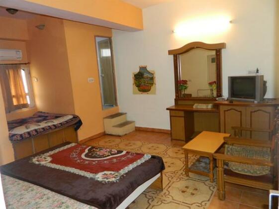 Shivam Paying Guest House - Photo2